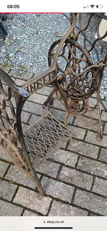 Photo of Singer sewing machine stand (Cheshunt) #1