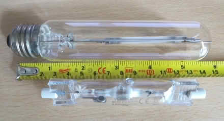 Photo of free 70w sodium bulb 70w metal halide bulb (GU16) #1