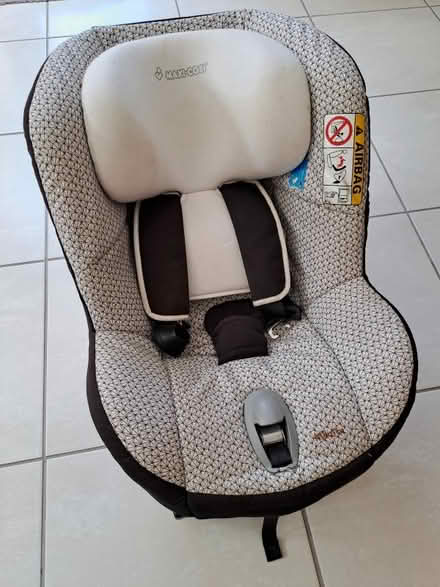 Photo of free Maxi Cosi child car seat (Oakridge Park MK14) #1