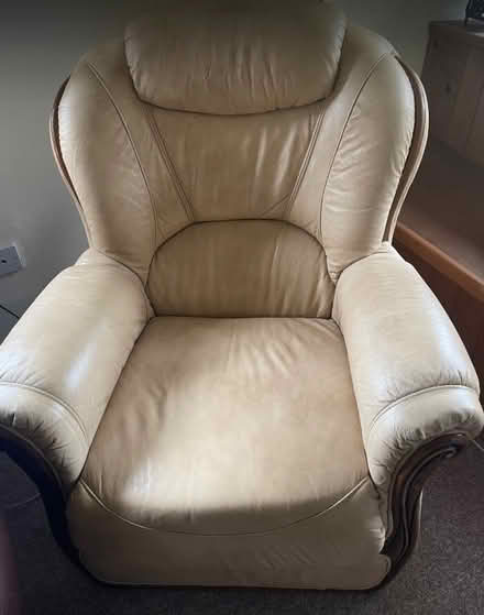 Photo of free Leather Sofa and chair (Hazard TQ9) #2