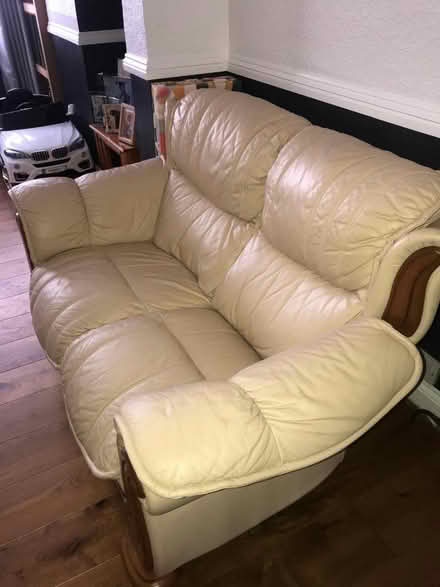 Photo of free Cream Leather Sofa (Dagenham, RM9) #1