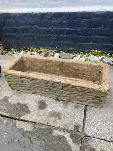Photo of free Old concrete planter in two pieces (Hastings TN35) #4