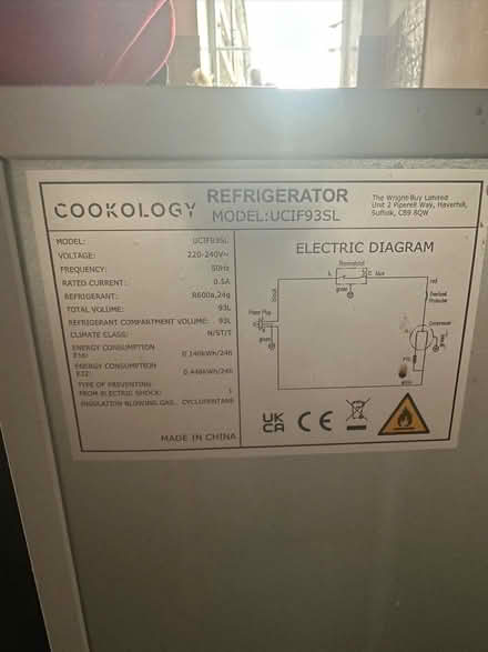Photo of free Fridge with freezer compartment (South Woodford E18) #4