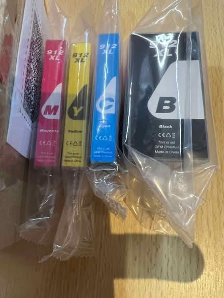 Photo of free New Ink cartridges,sealed , complete set 912xl (Wokingham RG40) #1