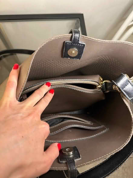 Photo of free Handbag (Cutteslowe OX2) #4