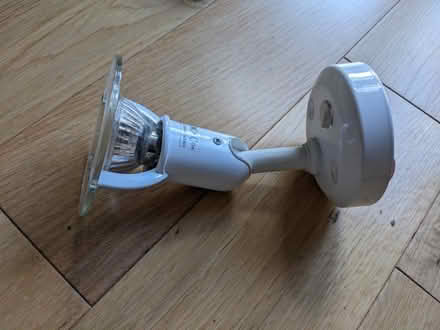 Photo of free Single spot light (Middlewood S6) #1