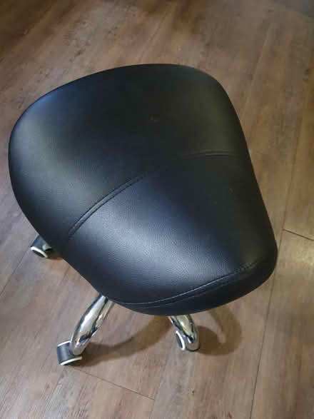 Photo of free Stool (Amersham HP7) #1