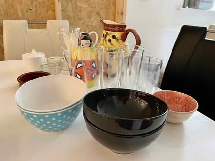 Photo of free Bowls, glasses and tea set (Worcester Park KT4) #2