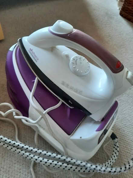 Photo of free Steam Iron (Allesley Park CV5) #1