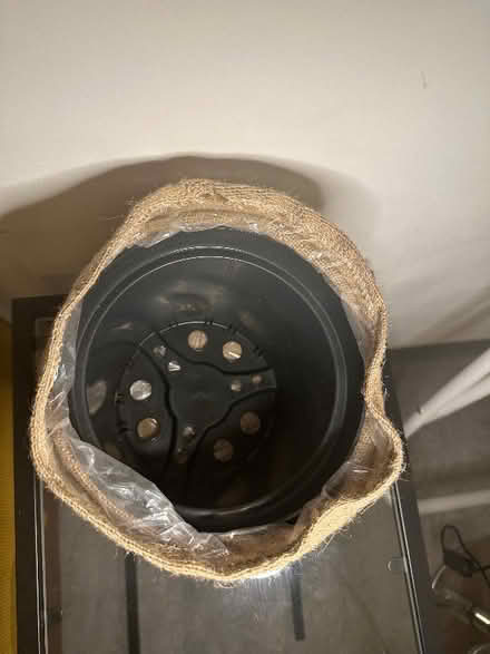 Photo of free Flower pot (Cutteslowe OX2) #2