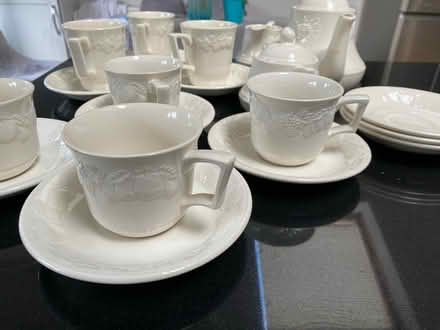 Photo of free Teapot, milk jug, sugar pot, cups (B93 Bentley Heath) #3
