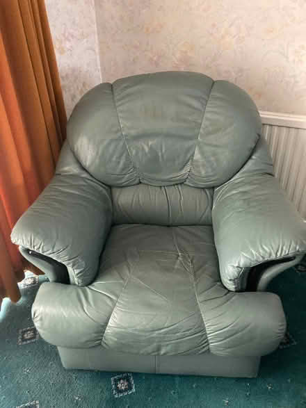 Photo of free Sofa and 2 Armchairs (Grays RM17) #3