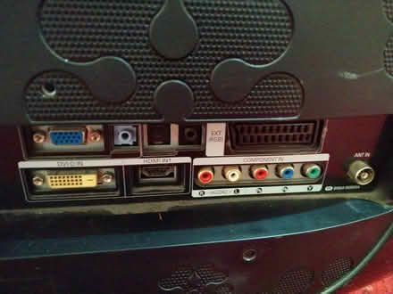 Photo of free TV (East Peckham, Kent TN12) #4