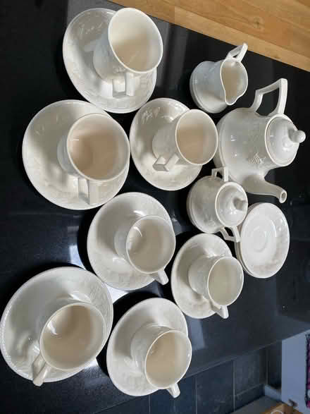 Photo of free Teapot, milk jug, sugar pot, cups (B93 Bentley Heath) #1