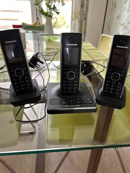 Photo of free Answerphone and 3 wireless phones (NW6) #1