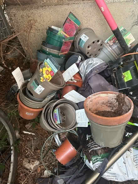 Photo of free Plant pots (South Woodford E18) #1