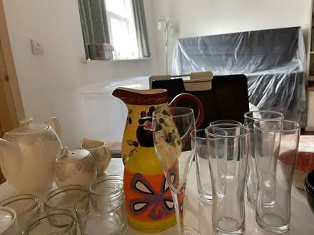 Photo of free Bowls, glasses and tea set (Worcester Park KT4) #4