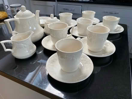 Photo of free Teapot, milk jug, sugar pot, cups (B93 Bentley Heath) #2