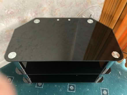 Photo of free TV Unit (Grays RM17) #2