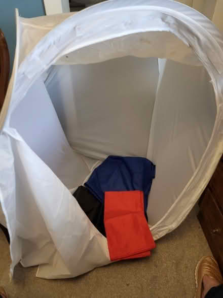 Photo of free Photographic tent and backdrops (Newhaven BN9) #1