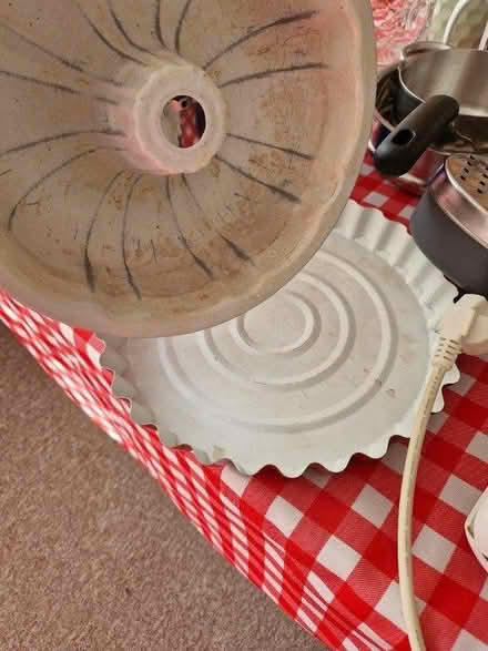 Photo of free Kitchen things (Luton, Stopsley) #3