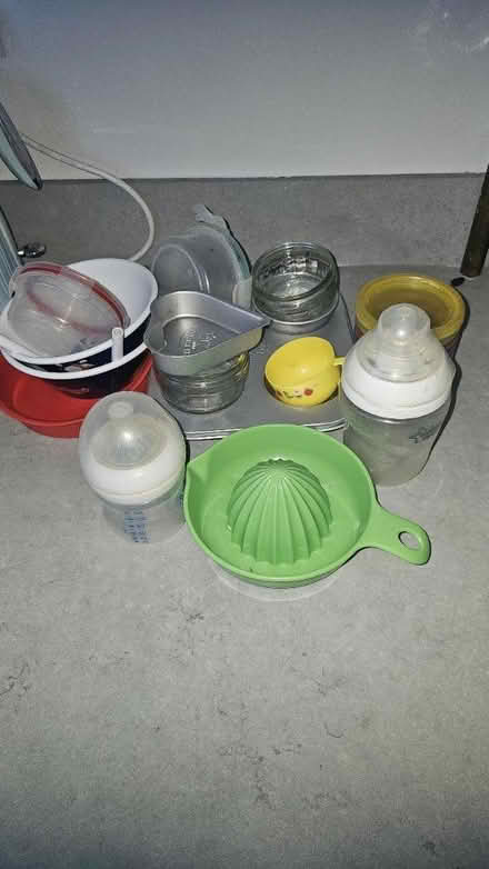 Photo of free Kitchen and baby items (BB1) #1