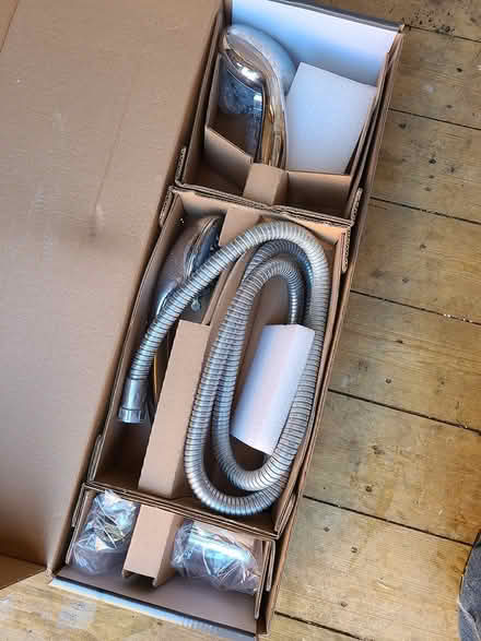 Photo of free Shower head and hose (West Kirby CH48) #1