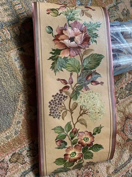 Photo of free Wallpaper border (Wall Heath) #1