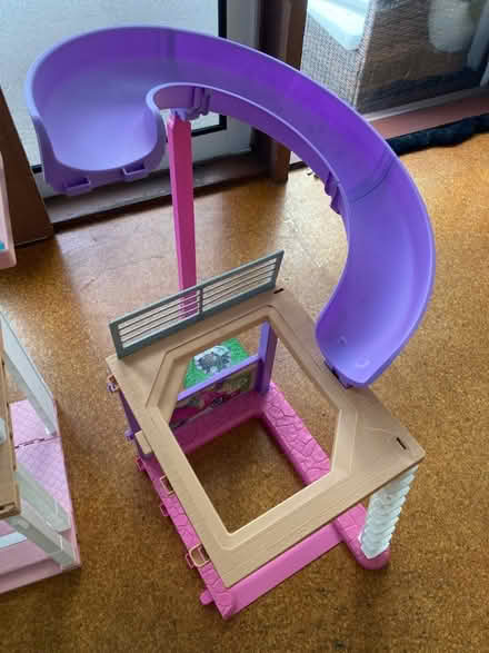 Photo of free Barbie Dream house (Cammeray) #1