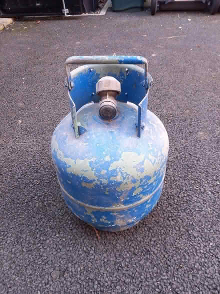 Photo of free Calor Gas bottle (CH5) #1