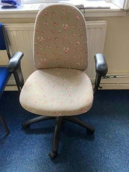 Photo of free Office chair with arms (Speldhurst TN3) #2