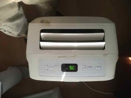Photo of free portable a/c 9K BTU (Bronx) #1