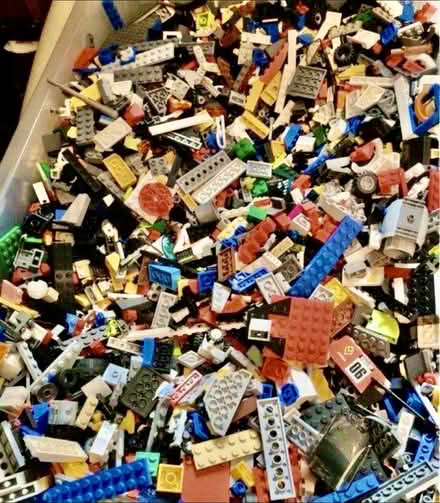 Photo of Lego (UB5) #1