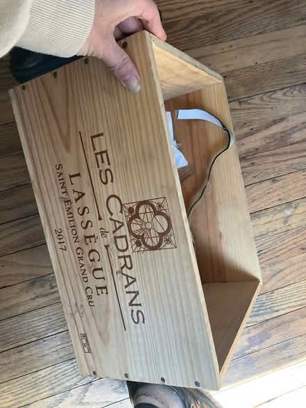 Photo of free Wine box (Jack London Square) #1