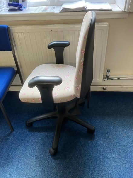 Photo of free Office chair with arms (Speldhurst TN3) #1
