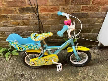 Photo of free Girls Bike (Twickenham) #1