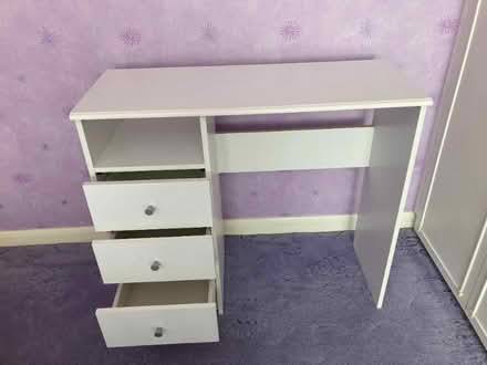 Photo of free Small PC Or Office Desk (Grays RM17) #2