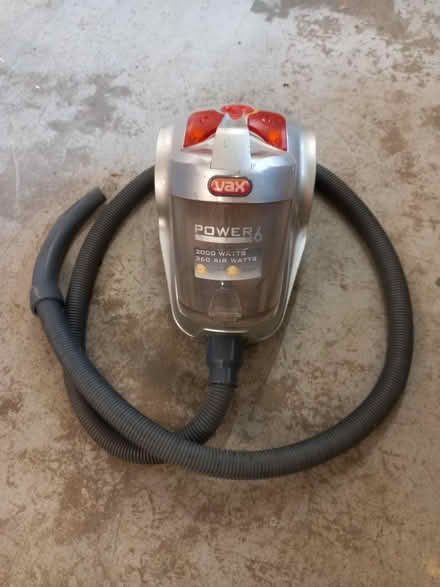 Photo of free Vax 2000 watt vacuum cleaner (Colchester CO6) #1