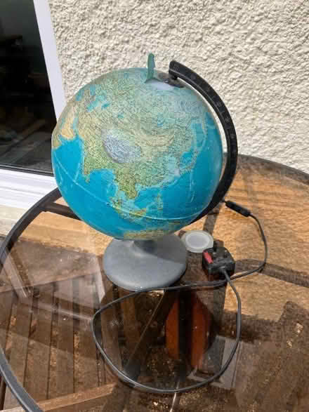 Photo of free Globe (Kendal LA9) #1