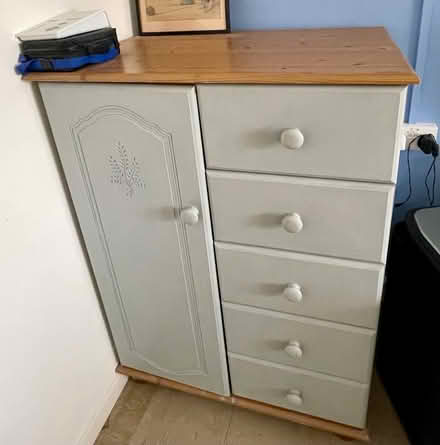 Photo of free Cute Chest of Drawers with Wardrobe. Bussage area (Bussage GL6) #1