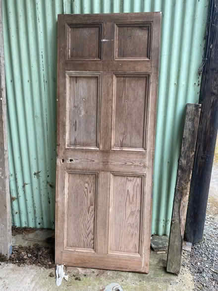 Photo of free Georgian six panel door (LD7) #1