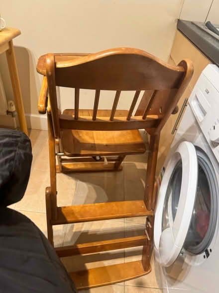 Photo of free Highchair (KT8 East Molesey) #3