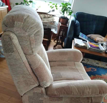 Photo of free Electric recliner chair (Wigton Moor LS17) #1