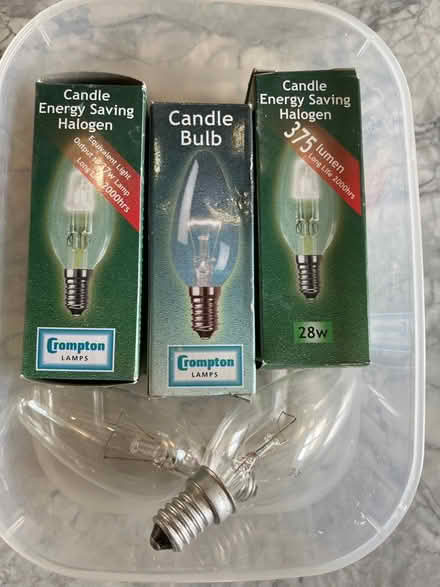 Photo of free Small fit, screw fit 28W bulbs (Middle Barton OX7) #1