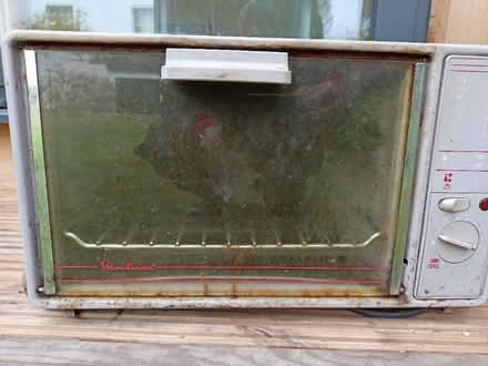 Photo of free Tabletop electric oven / grill (Chiswick W4) #1