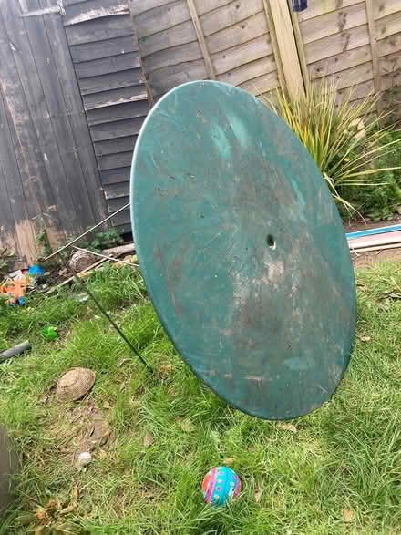 Photo of free Garden table (Greater leys OX4) #2