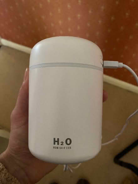 Photo of free Humidifier/ diffuser (Hook KT9) #1