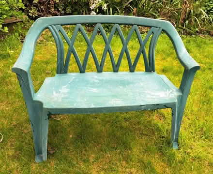 Photo of free Garden seat (BR5 St Mary Cray) #1