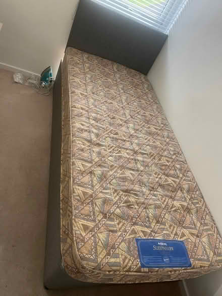 Photo of free Single bed with mattress (BD9) #1