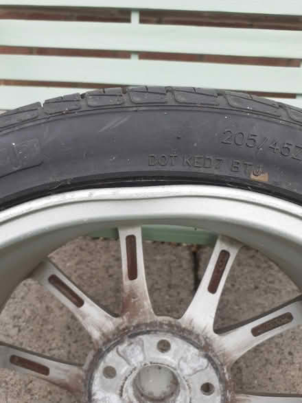 Photo of free Alloy Wheel and Tyre (Prestbury GL52) #4